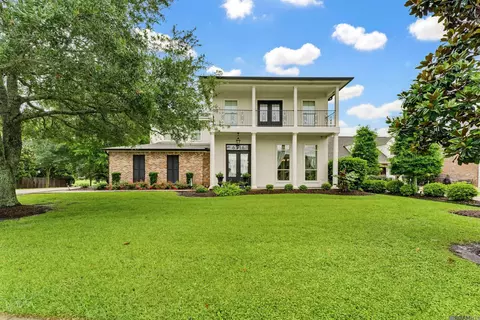 6216 Breeze Point Dr, Gonzales, LA 70737