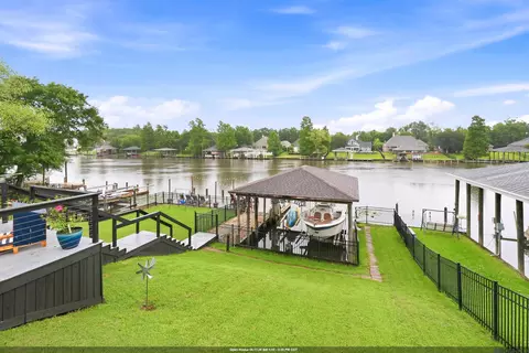12132 River Highlands, Saint Amant, LA 70774