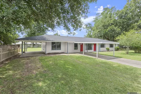 9312 Watson Dr, Denham Springs, LA 70726