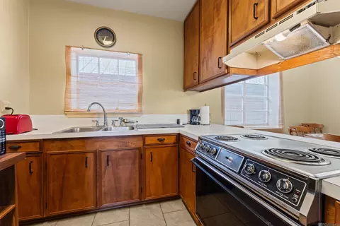 316 Claiborne St, Donaldsonville, LA 70346