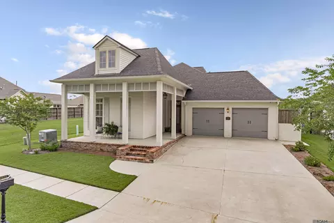 38182 Emery Ln, Prairieville, LA 70769