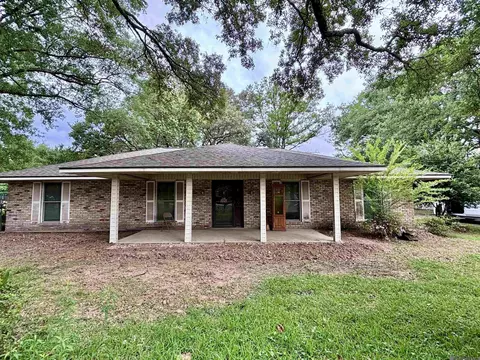 10160 Arnold Rd, Denham Springs, LA 70726