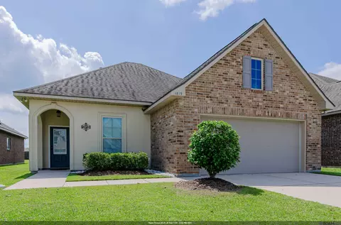 1819 Willow Bend Rd, Saint Gabriel, LA 70776