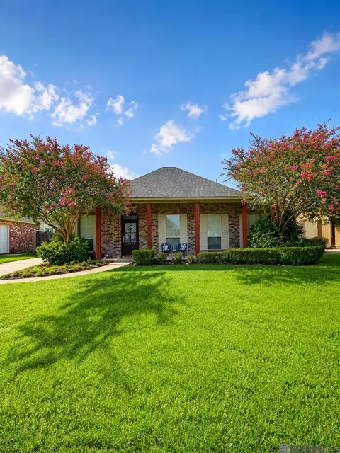 10327 Springvalley Ave, Baton Rouge, LA 70810