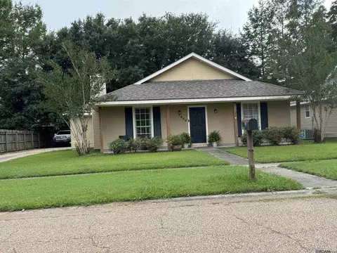 7820 Bayou Fountain Ave, Baton Rouge, LA 70820