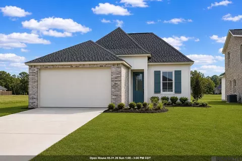 33972 Highlandia Dr, Denham Springs, LA 70706
