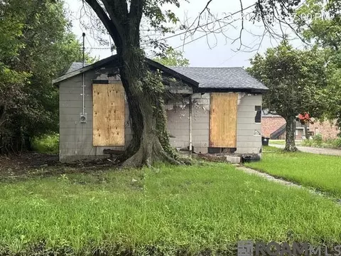 5710 Byron St, Baton Rouge, LA 70805