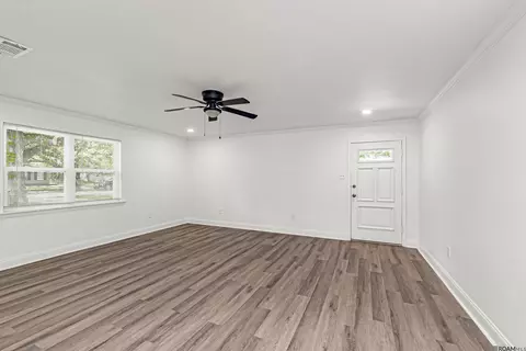 Living - 7259 Colfax Dr, Baker, LA 70714 photo 3 of 4