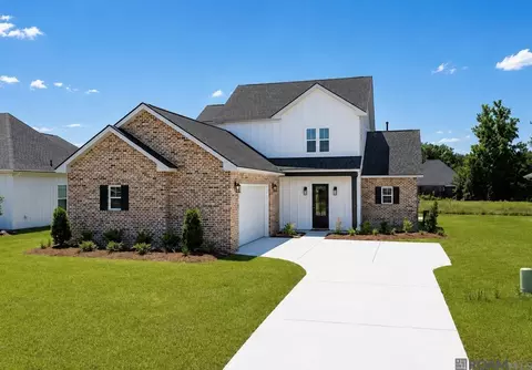 10480 High Point Dr, Denham Springs, LA 70706