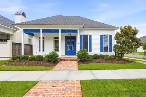 1601 Sugar Cane Ln, Baton Rouge, LA 70810
