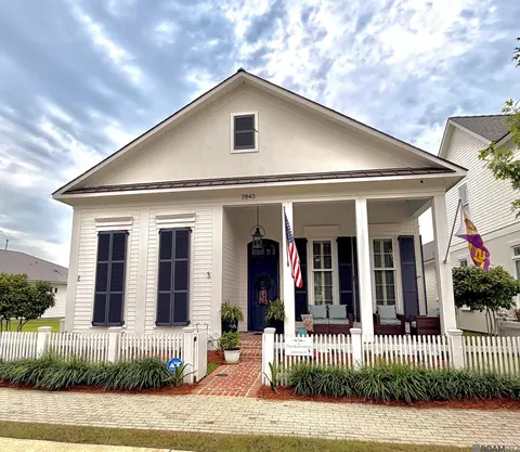 2843 Pointe-marie Dr, Baton Rouge, LA 70820