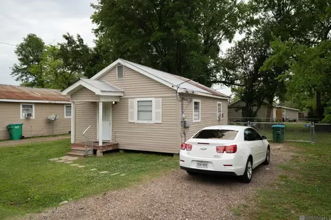 1216 N Willow Ave, Gonzales, LA 70737