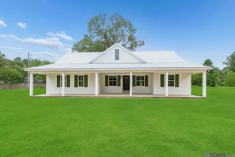 11306 Cloverleaf Dr, Denham Springs, LA 70706
