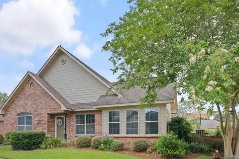 7111 Village Maison Ct # 72, Baton Rouge, LA 70809