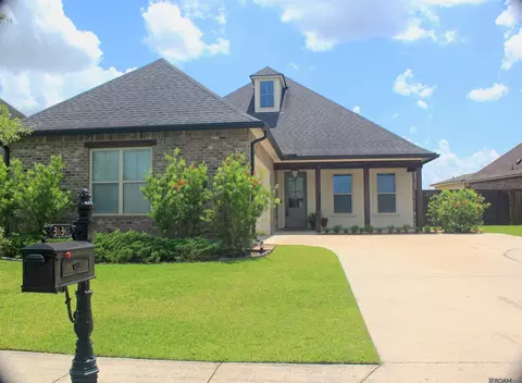 36347 Belle Savanne Ave, Geismar, LA 70734