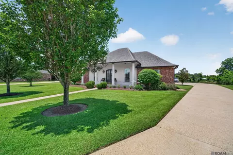 11177 Toria Ln, Saint Amant, LA 70774