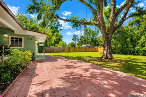 6035 Boone Dr, Baton Rouge, LA 70808