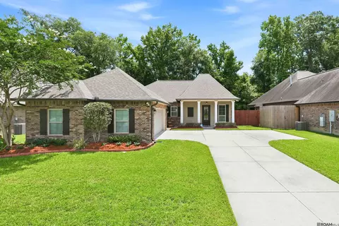 12204 Grand Wood Ave, Gonzales, LA 70737
