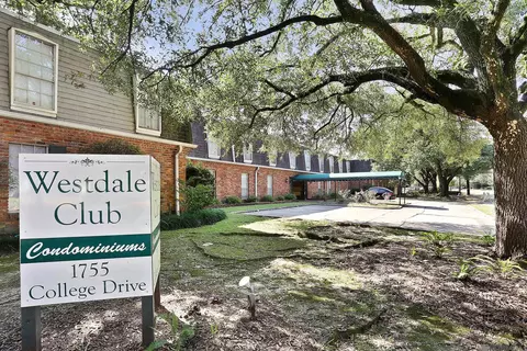 1755 College Dr # 110, Baton Rouge, LA 70808