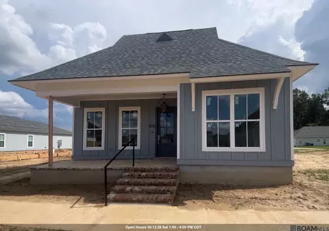 1216 Applewood Dr, Zachary, LA 70791