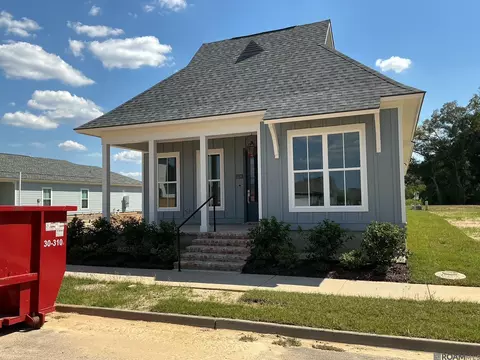 1216 Applewood Dr, Zachary, LA 70791