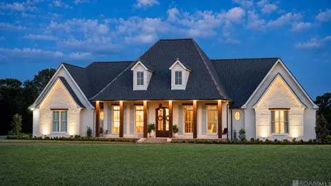 90108 Basil Ln, Saint Francisville, LA 70775