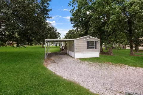 17595 Joe Sevario Rd, Prairieville, LA 70769