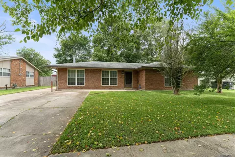 1831 Denver Dr, Baton Rouge, LA 70810
