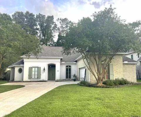 38151 Jefferson Crossing Ave, Prairieville, LA 70769