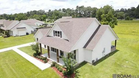 7521 Yucan Rd, Denham Springs, LA 70726
