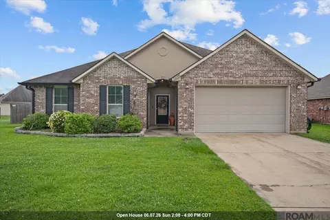 23225 Conifer Dr, Denham Springs, LA 70726