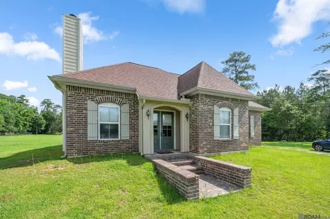 13567 Arnold Rd, Walker, LA 70785