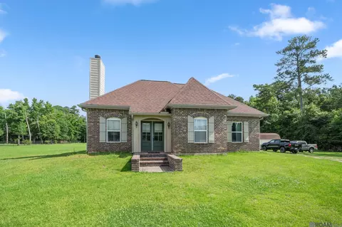 Exterior - 13567 Arnold Rd, Walker, LA 70785 photo 2 of 5