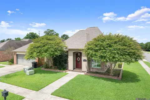 704 Fall Creek Dr, Baton Rouge, LA 70810