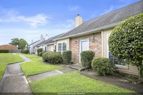 12441 Coursey Bl, Baton Rouge, LA 70816