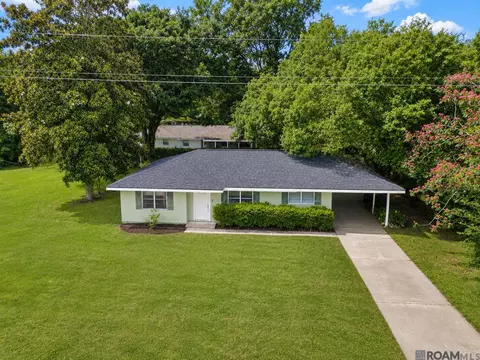 823 N Janice Ave, Gonzales, LA 70737