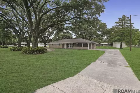 13034 Harold Rd, Gonzales, LA 70737
