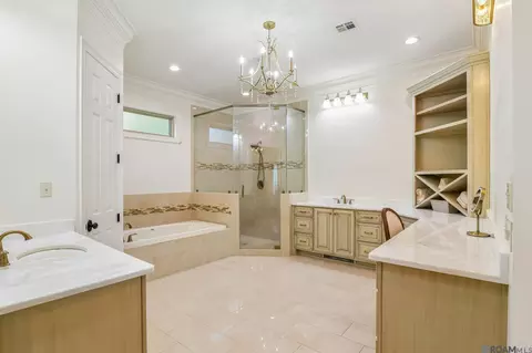 Bath - 15041 Dendinger Dr, Covington, LA 70433 photo 1 of 4