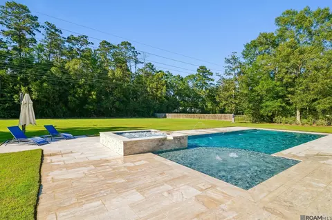 Exterior - 15041 Dendinger Dr, Covington, LA 70433 photo 3 of 4