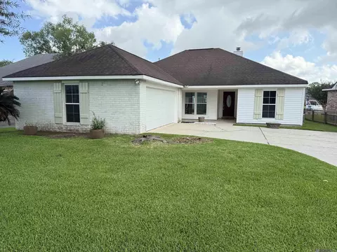 17433 Lake Iris Ave, Baton Rouge, LA 70817