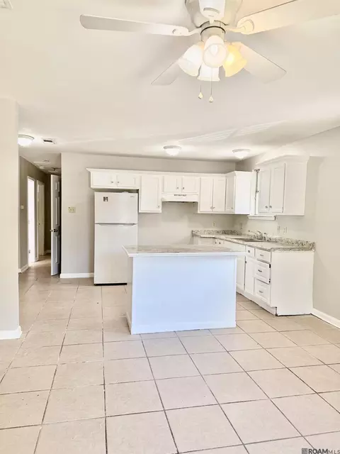 733 E Grant St, Baton Rouge, LA 70802