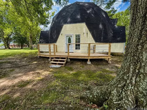 39315 David Dr, Prairieville, LA 70769