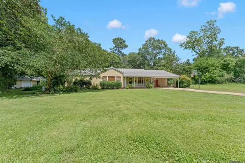 11437 Old South Dr, Clinton, LA 70722