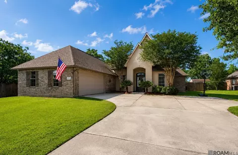 13720 Parkway Dr, Denham Springs, LA 70726