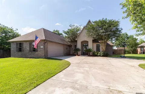 13720 Parkway Dr, Denham Springs, LA 70726