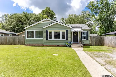 226 Oak St, Denham Springs, LA 70726