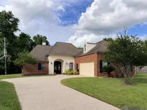 18011 Pierside Ln, Prairieville, LA 70769