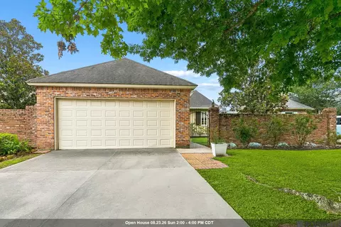 40113 Eagles Nest Dr, Gonzales, LA 70737