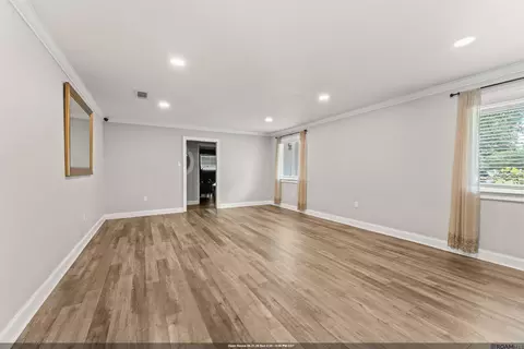 1088 Sinclair Dr, Baton Rouge, LA 70815