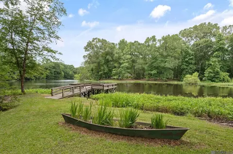 7042 Reed Rd, Saint Francisville, LA 70775